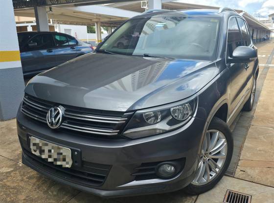 VOLKSWAGEN TIGUAN 2.0 TSI 16V TURBO GASOLINA 4P TIPTRONIC VOLKSWAGEN TIGUAN 2.0 TSI 16V TURBO GASOLINA 4P TIPTRONIC